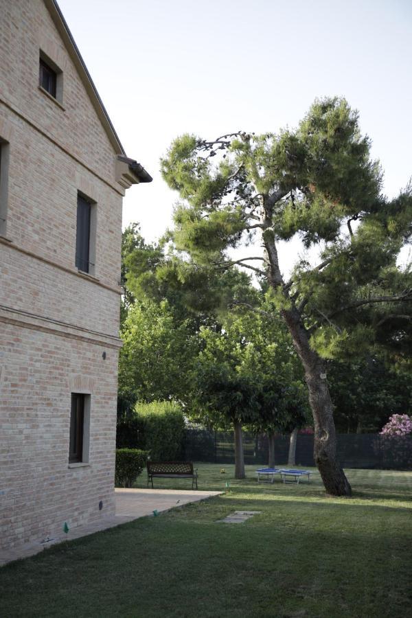 Gasthaus Agriturismo La Fonte Di San Girio Potenza Picena Exterior foto